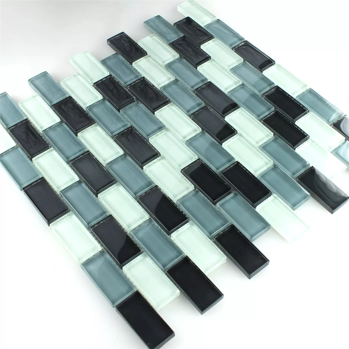 Muster von Mosaikfliesen Glas Crystal Brick Grau Mix