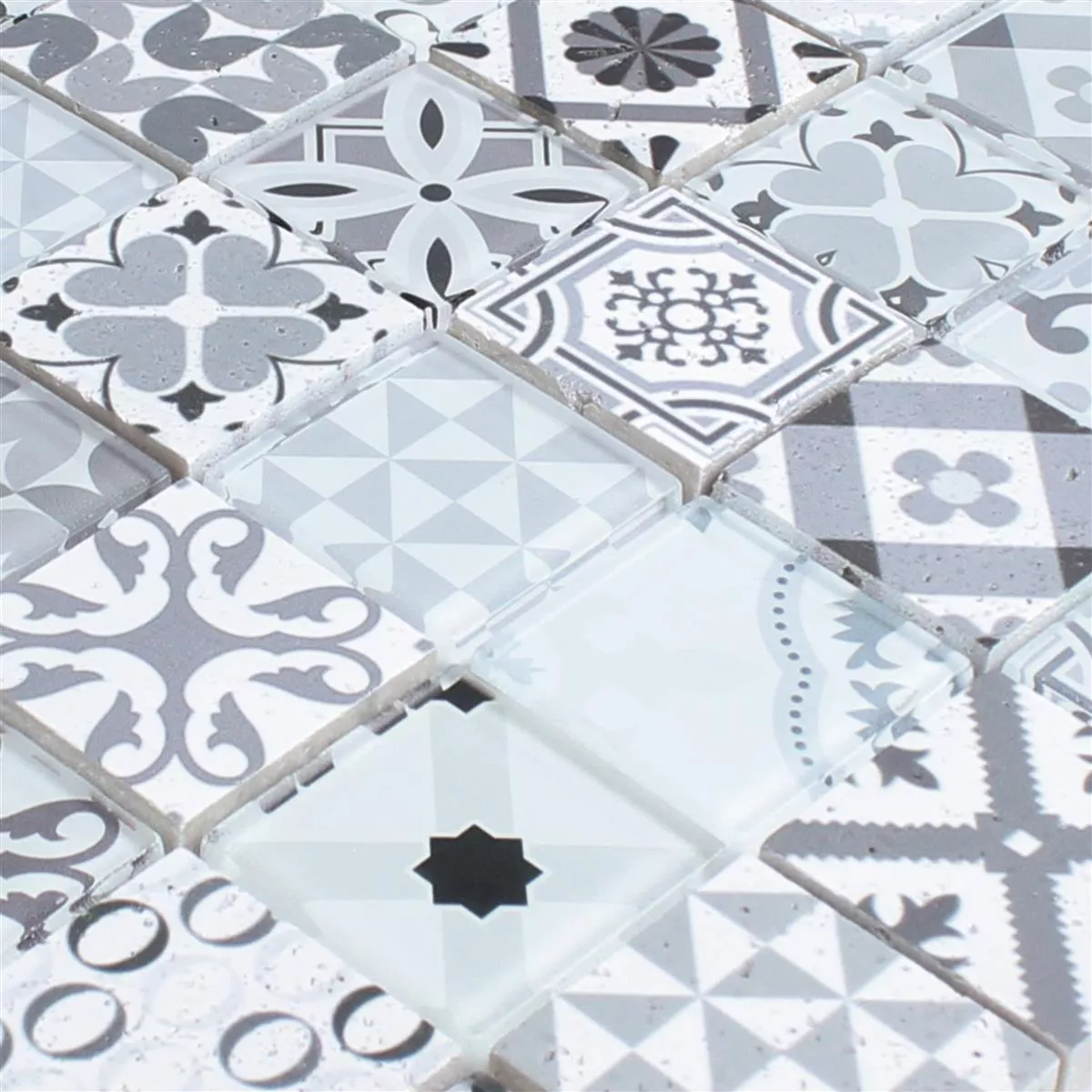 Muster von Glas Naturstein Mosaikfliesen Vintage Anopolis Weiß Grau