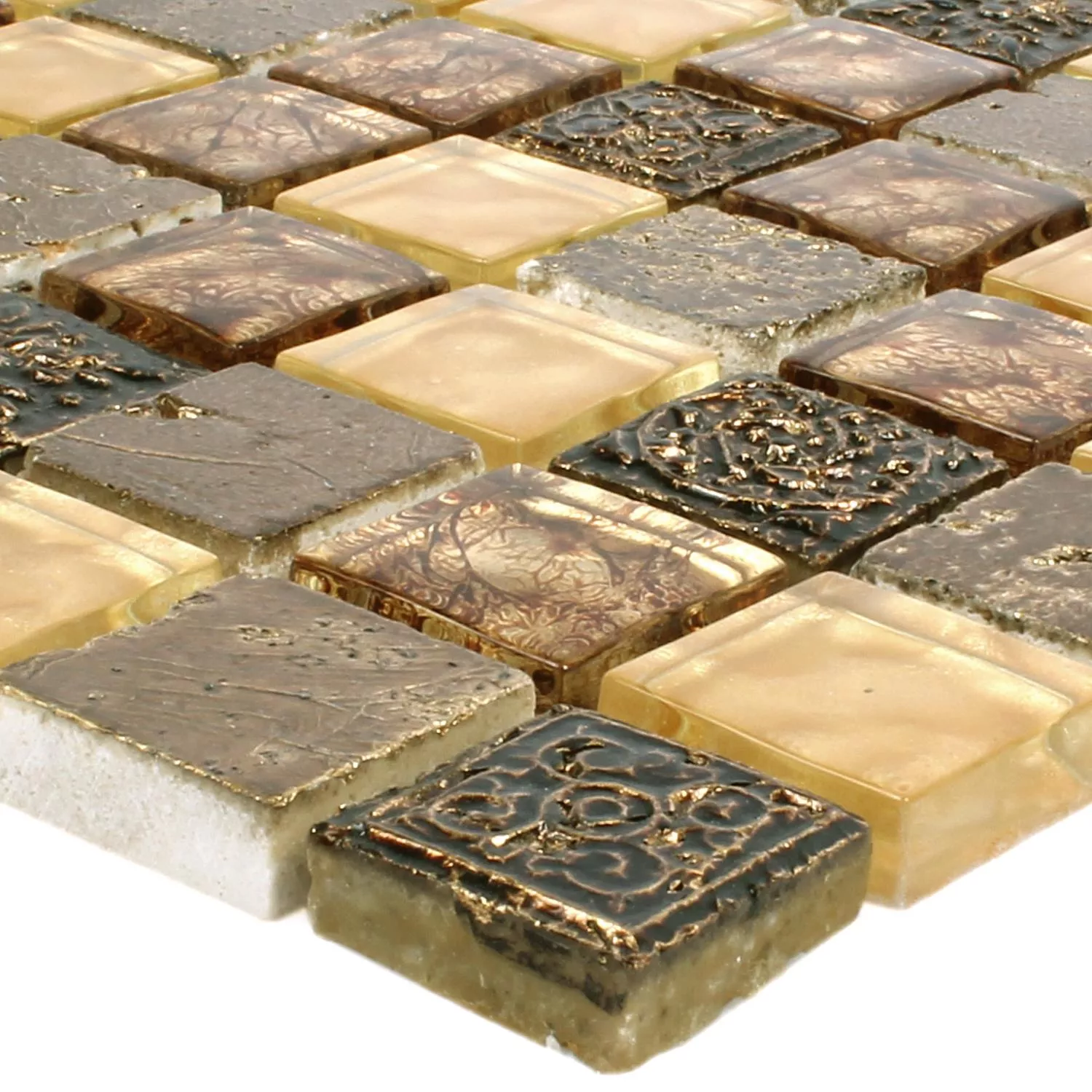 Muster von Mosaikfliesen Glas Naturstein Maya Gold