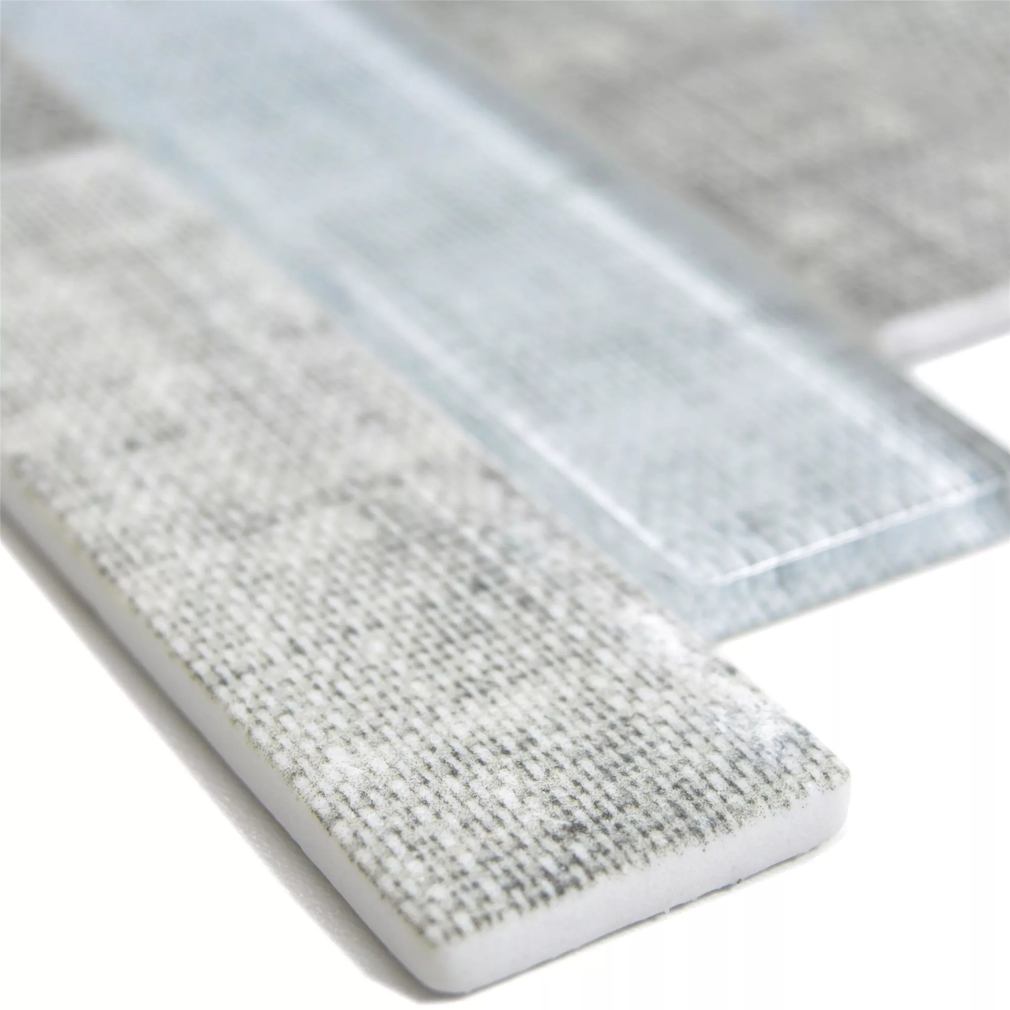 Muster von Glasmosaik Fliesen Lyonel Textil Optik Brick Grau