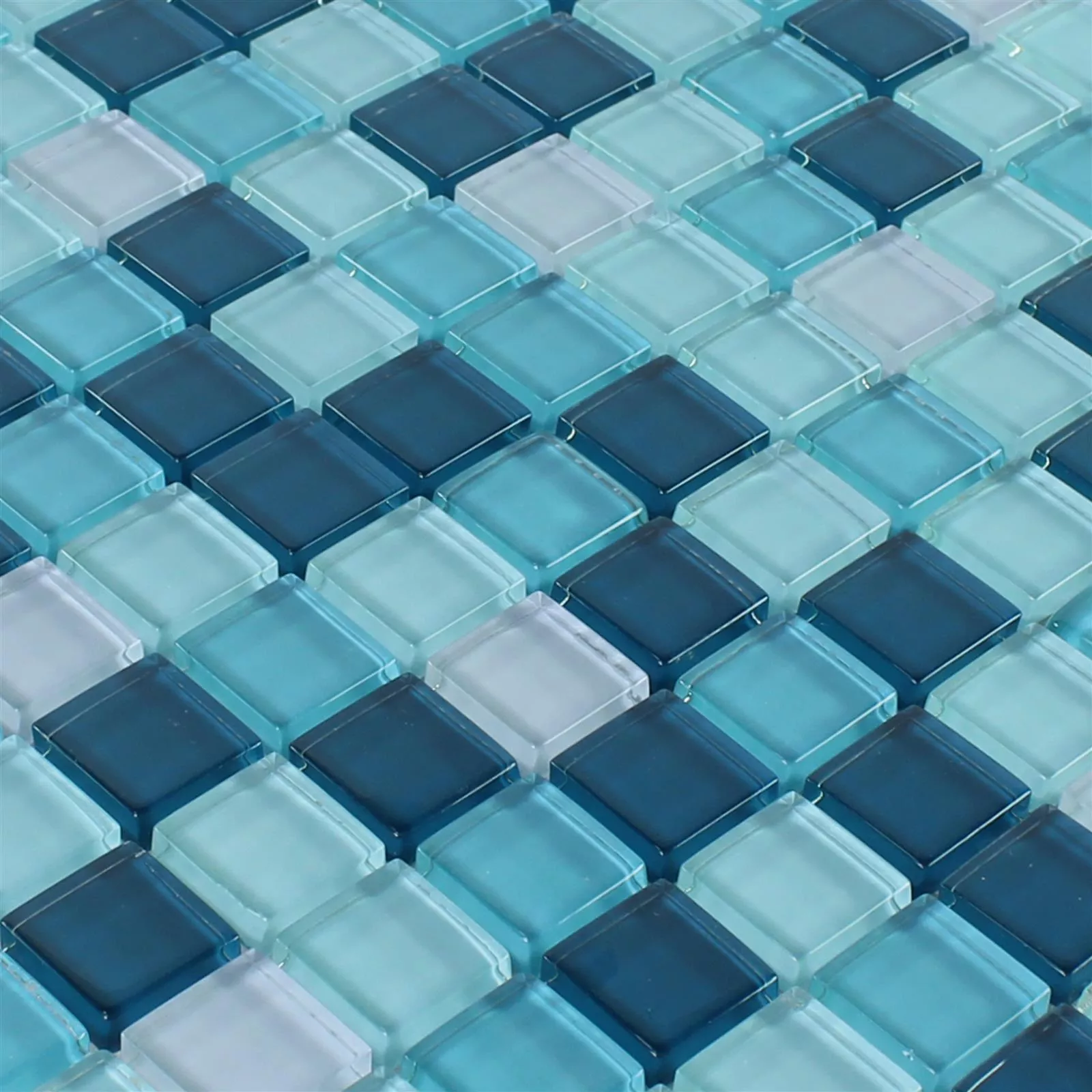 Muster von Glasmosaik Fliesen Palikir Blau Grün Mix