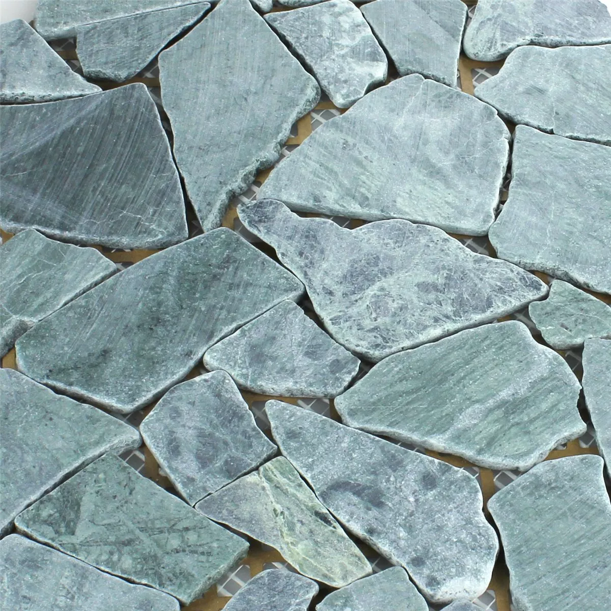 Muster von Mosaikfliesen Marmor Bruch Verde Guatemala