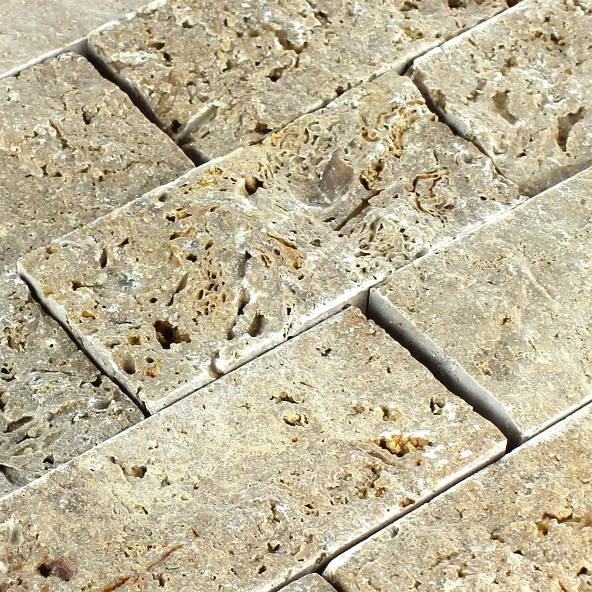 Muster von Mosaikfliesen Naturstein 3D Sumba Noce Brick