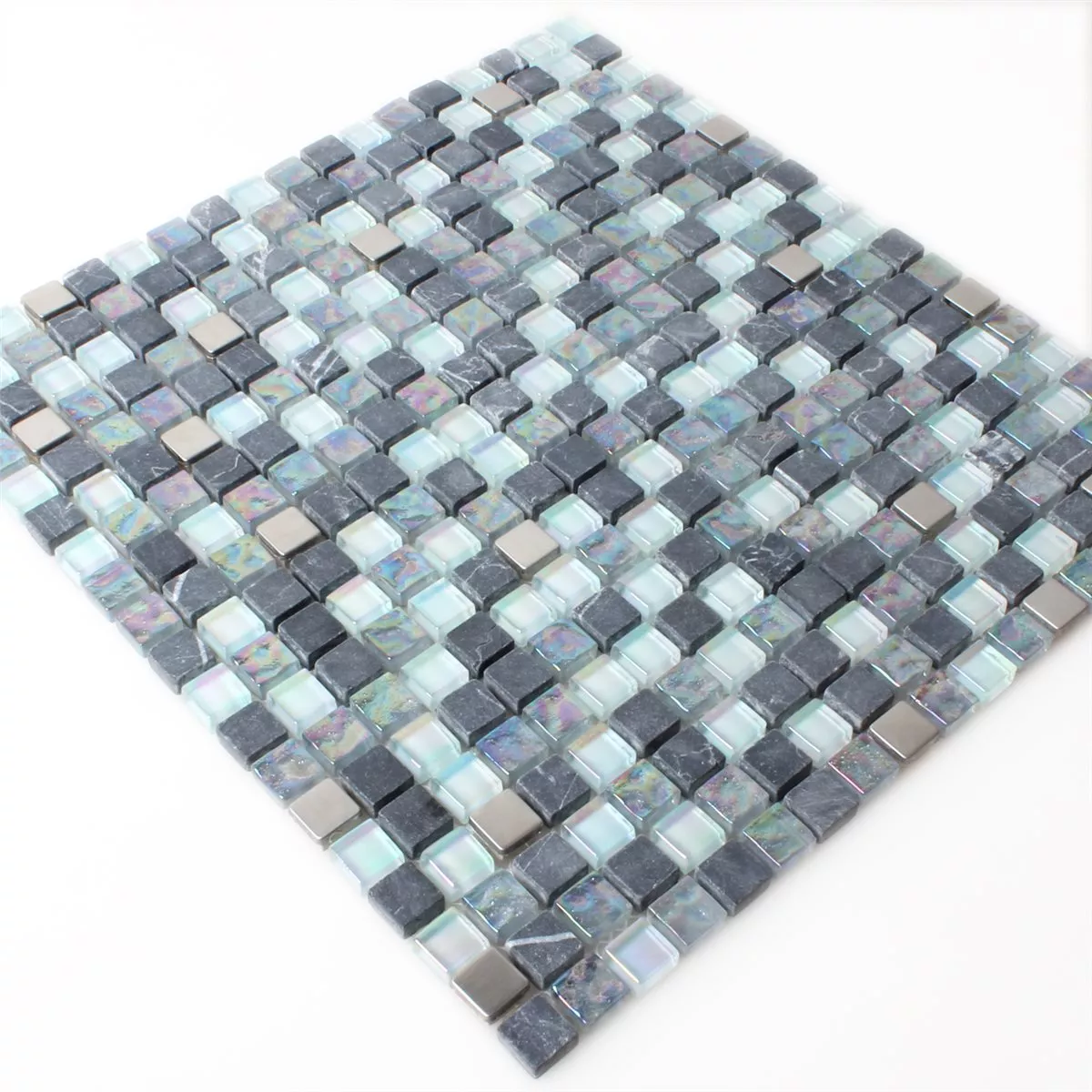 Muster von Mosaikfliesen Glas Marmor Perlmutt Effekt Grau Mix