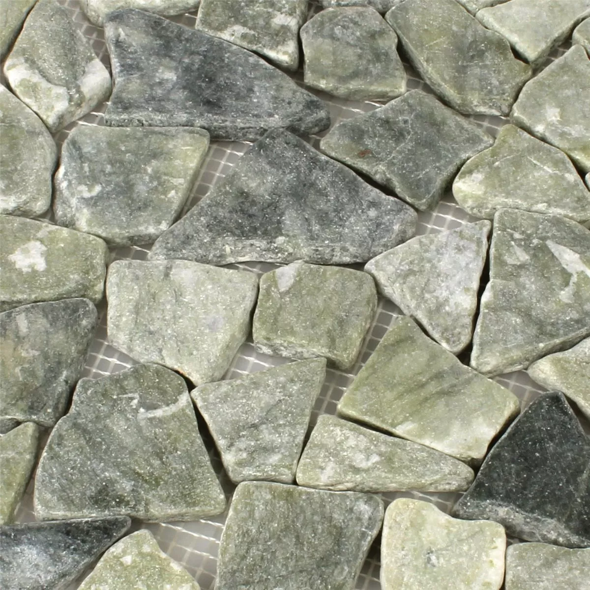 Muster von Mosaikfliesen Marmor Bruch Grau Grün