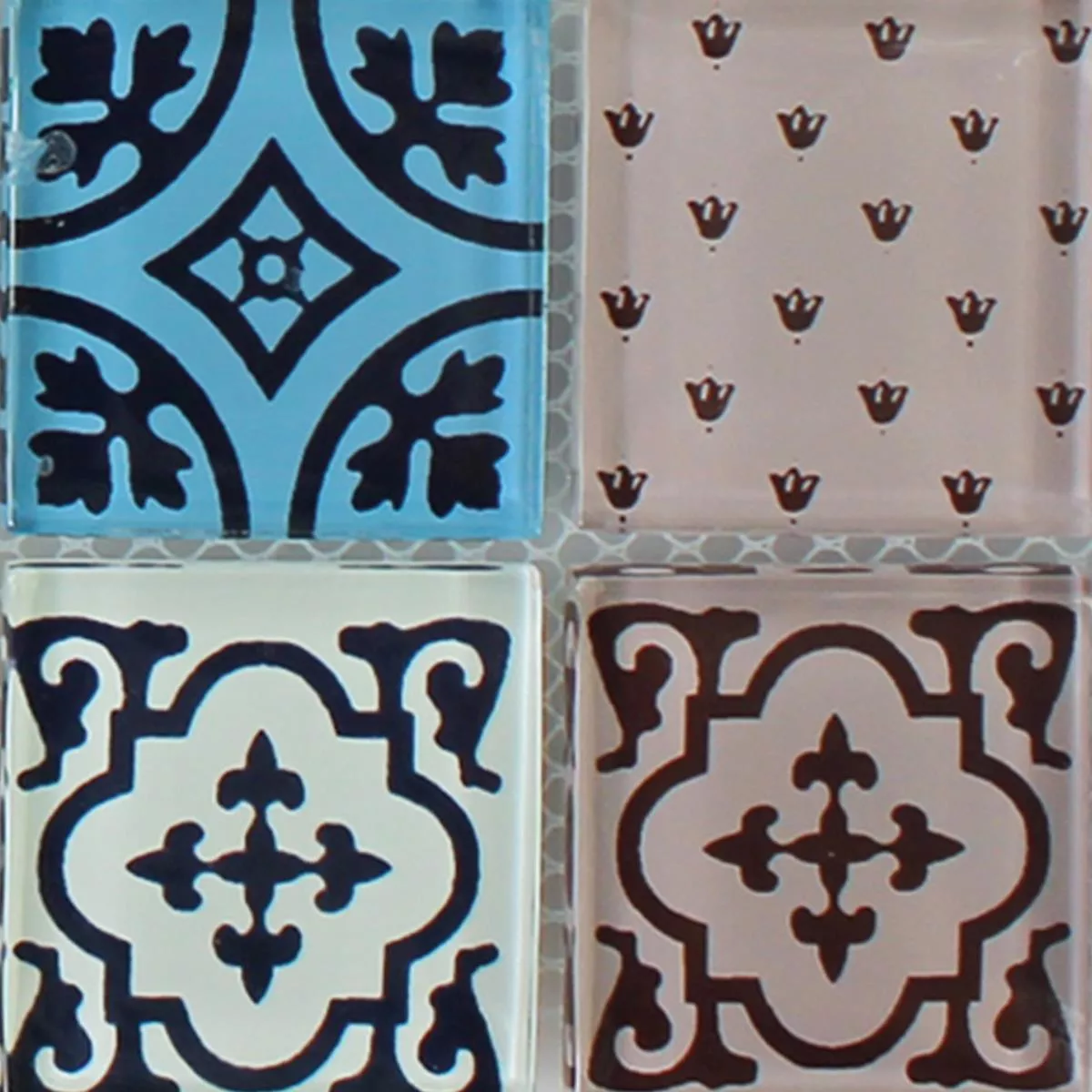 Muster von Mosaikfliesen Glas Barock Ornament Bunt Mix