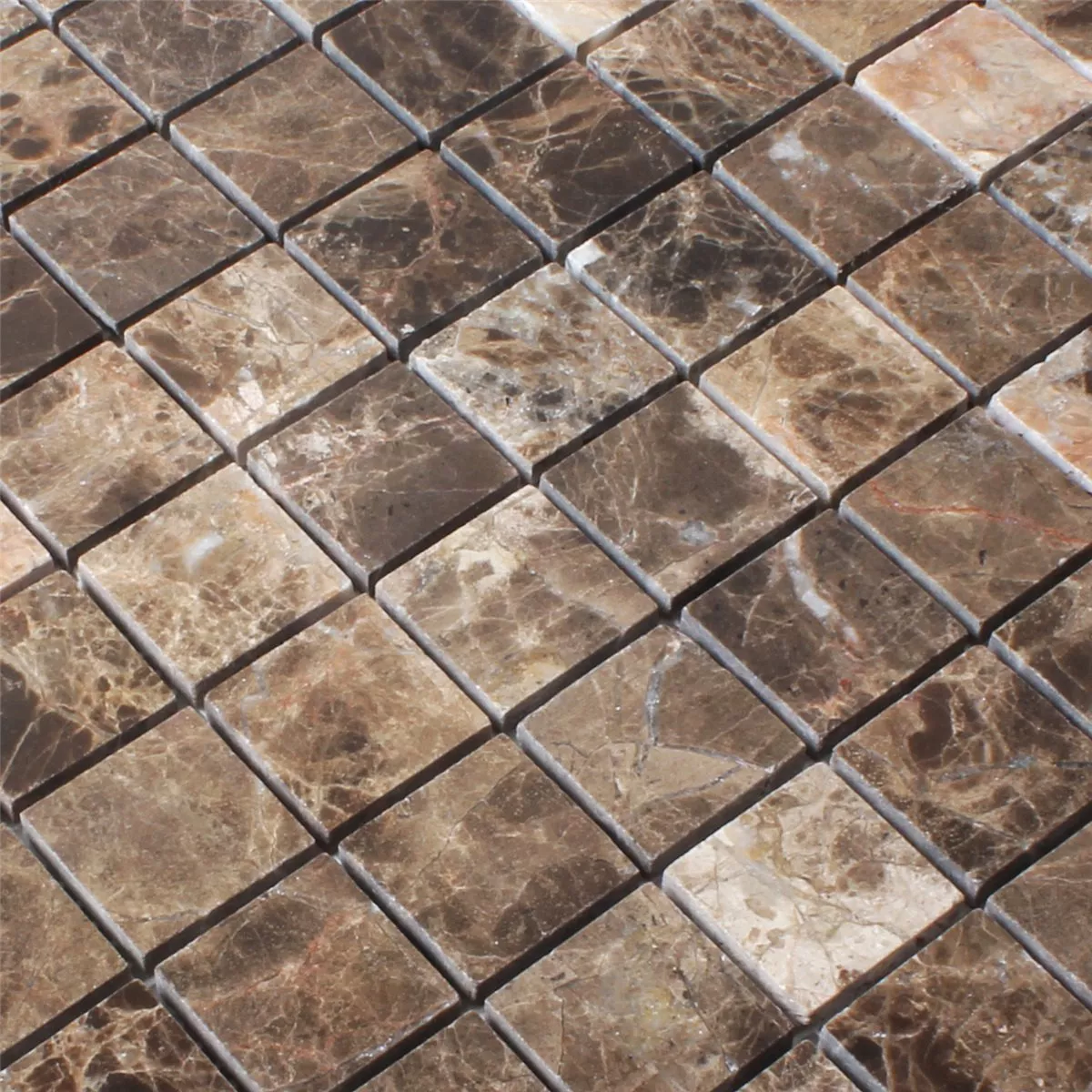 Muster von Mosaikfliesen Marmor Emprador Braun 